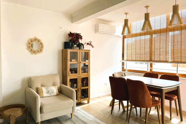 Shtepi ne shitje Apartament ne Durres, 2+1, Mobilimi E mobiluar, Pagesa 145,000  Euro.