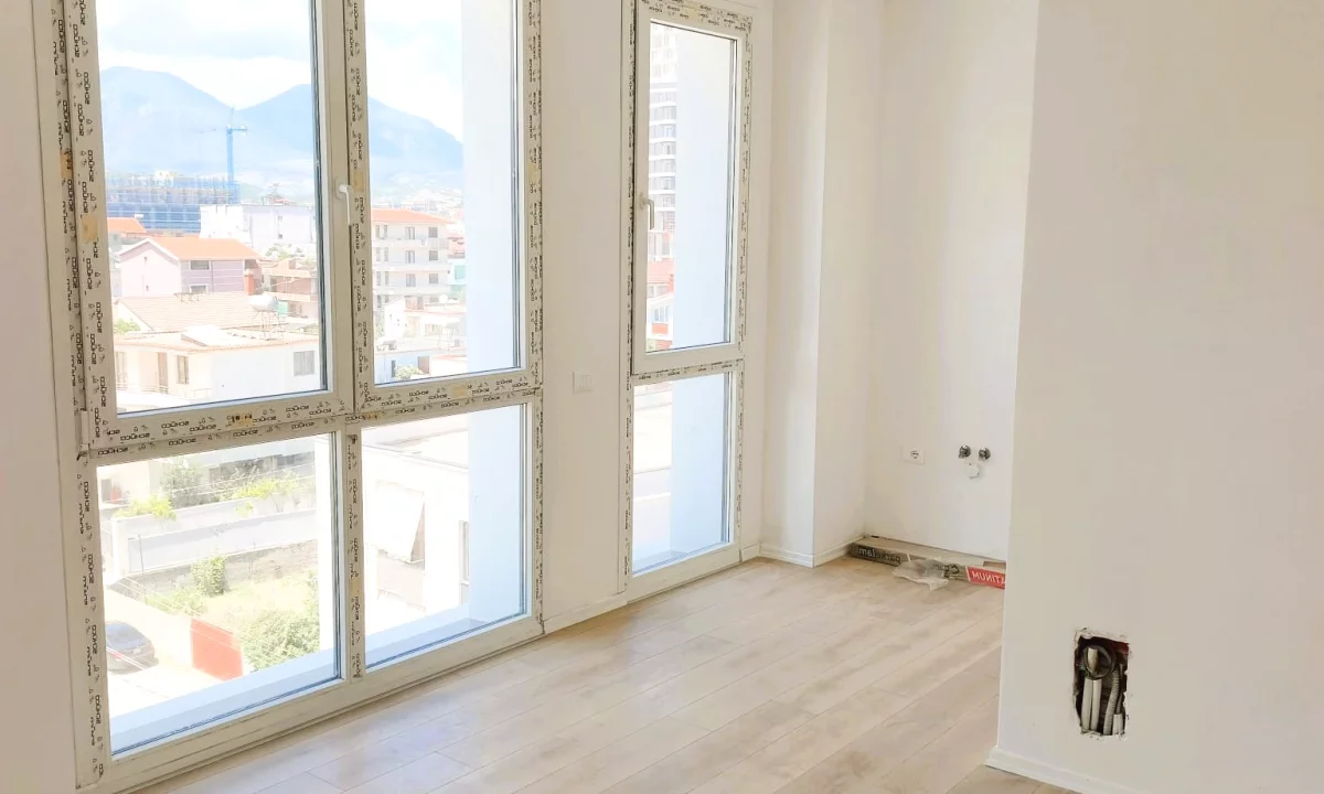 Apartment for sale in Tirana 1+1, Emty