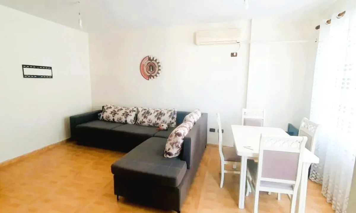 Shtepi ne shitje Apartament ne Durres, 1+1, Mobilimi E mobiluar, Pagesa 75,000  Euro.