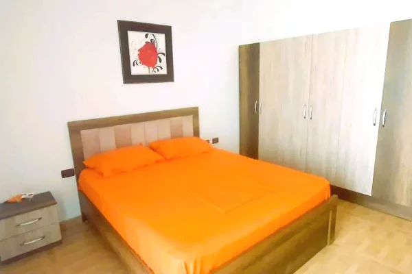 Shtepi ne shitje Apartament ne Durres, 1+1, Mobilimi E mobiluar, Pagesa 75,000  Euro.