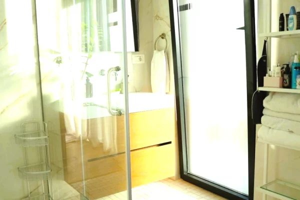 Shtepi ne shitje Vila Luksoze ne Tirane, 3+1, Mobilimi E mobiluar, Pagesa 1,290,000  Euro.