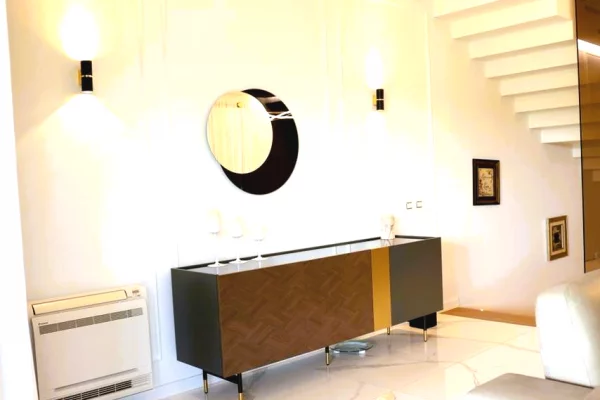 Shtepi ne shitje Vila Luksoze ne Tirane, 3+1, Mobilimi E mobiluar, Pagesa 1,290,000  Euro.