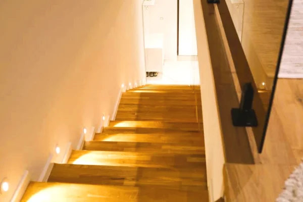 Shtepi ne shitje Vila Luksoze ne Tirane, 3+1, Mobilimi E mobiluar, Pagesa 1,290,000  Euro.