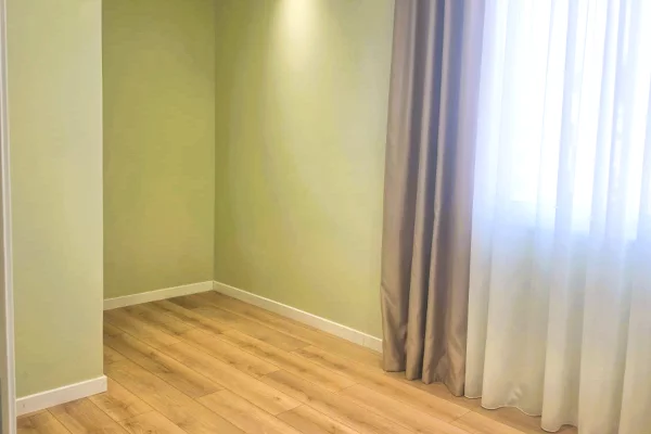 Shtepi ne shitje Apartament ne Tirane, 2+1, Mobilimi E mobiluar, Pagesa 235,000  Euro.