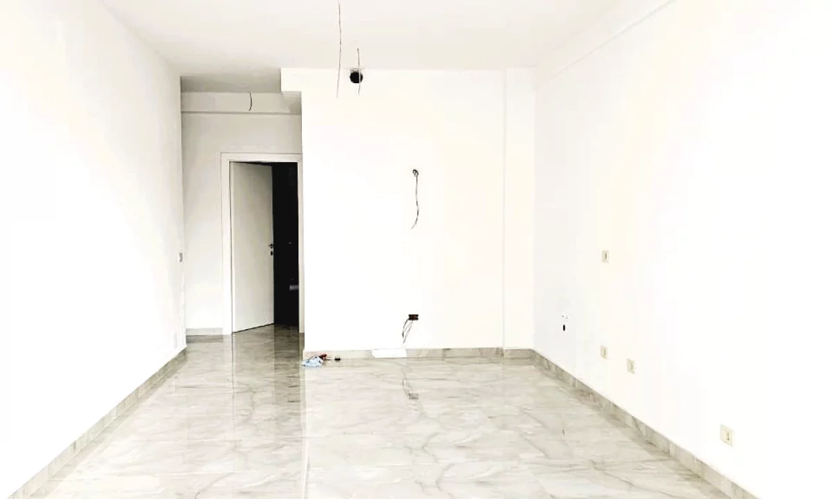 🏢✨ Jepet me Qira Ambient Zyre – Rr. Mine Peza ✨🏢