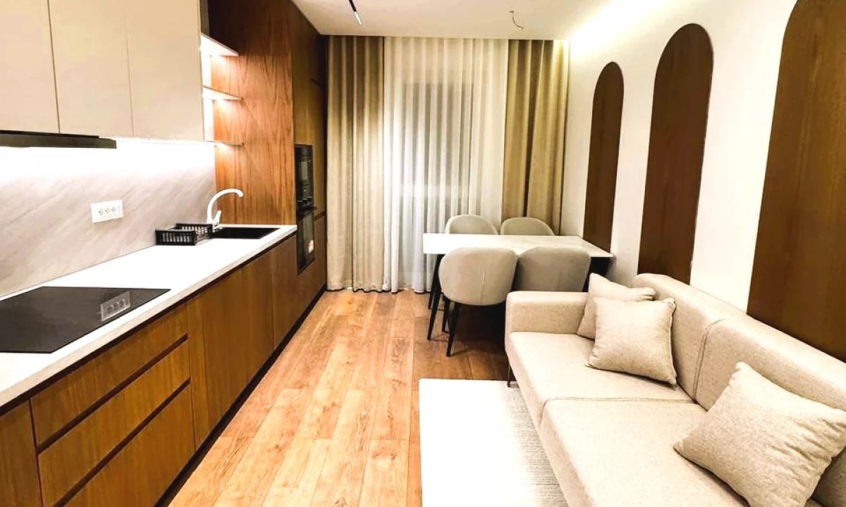 Shtepi me qera Apartament ne Tirane, 2+1, Mobilimi E mobiluar, Pagesa 800  Euro.