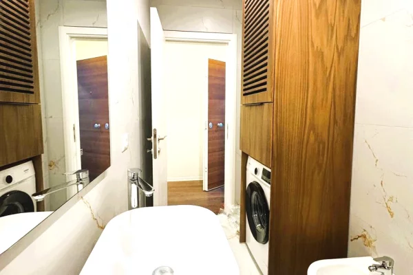 Shtepi me qera Apartament ne Tirane, 2+1, Mobilimi E mobiluar, Pagesa 800  Euro.