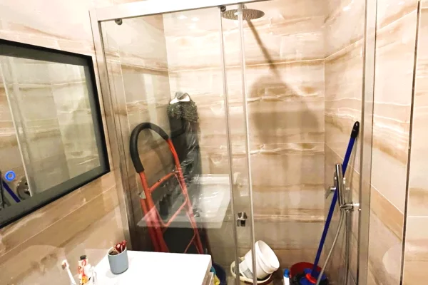 Shtepi ne shitje Apartament ne Tirane, 2+1, Mobilimi E mobiluar, Pagesa 287,000  Euro.