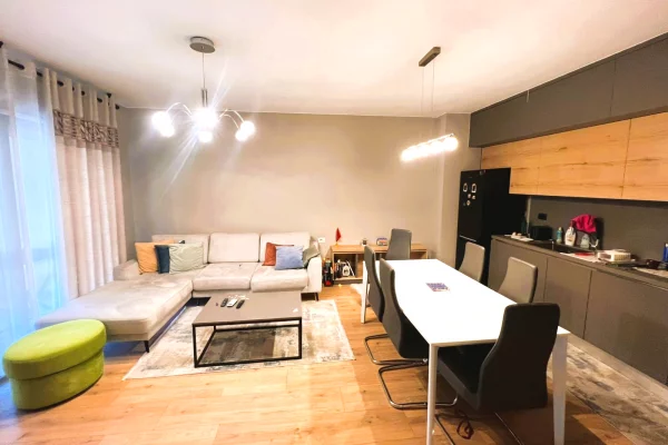 Shtepi ne shitje 2+1 ne Tirane - 287,000 Euro