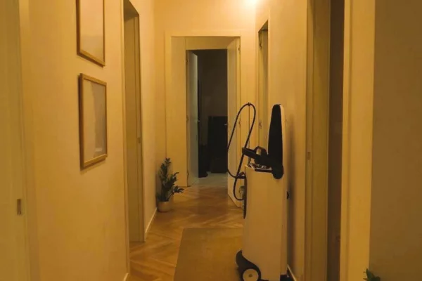 Shtepi ne shitje Apartament ne Tirane, 3+1, Mobilimi E mobiluar, Pagesa 650,000  Euro.