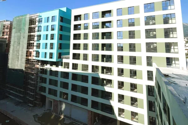 Shtepi ne shitje Apartament ne Tirane, 3+1, Mobilimi Bosh, pa mobiluar, Pagesa 210,000  Euro.