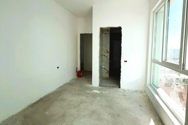 Shtepi ne shitje Apartament ne Tirane, 3+1, Mobilimi Bosh, pa mobiluar, Pagesa 210,000  Euro.
