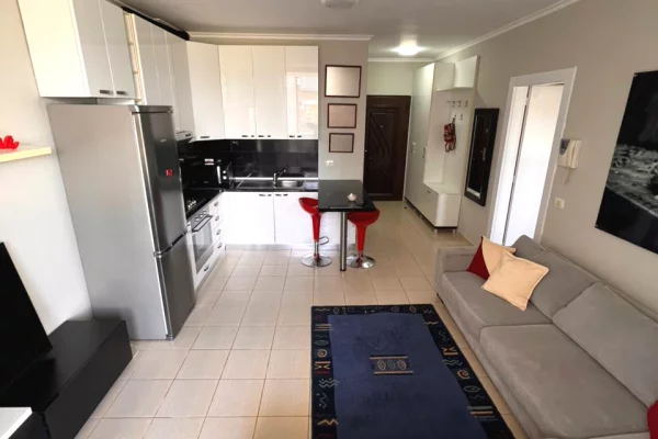 Shtepi me qera Apartament ne Tirane, 1+1, Mobilimi E mobiluar, Pagesa 777  Euro.