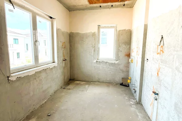 Shtepi ne shitje Vila Luksoze ne Tirane, 4+1, Mobilimi Bosh, pa mobiluar, Pagesa 1,250,000  Euro.