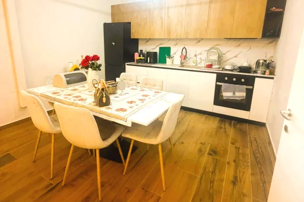 Shtepi ne shitje 2+1 ne Tirane - 220,000 Euro