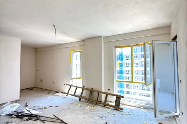 Shtepi ne shitje Apartament ne Tirane, 1+1, Mobilimi Bosh, pa mobiluar, Pagesa 97,000  Euro.