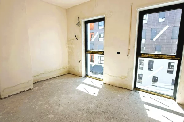Shtepi ne shitje Apartament ne Tirane, 2+1, Mobilimi Bosh, pa mobiluar, Pagesa 209,800  Euro.