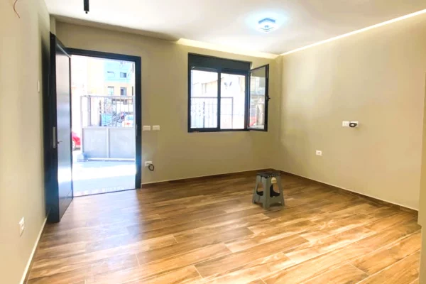 🏢Shitet Ambient Biznesi Prane Square 21 te 21 Dhjetori🔥