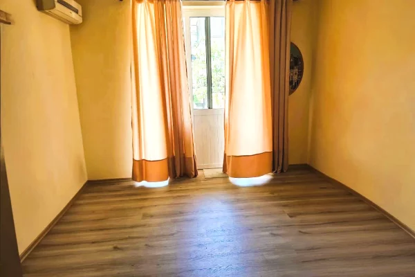 🏙️Jepet ambient per zyre te Sheshi Willson.