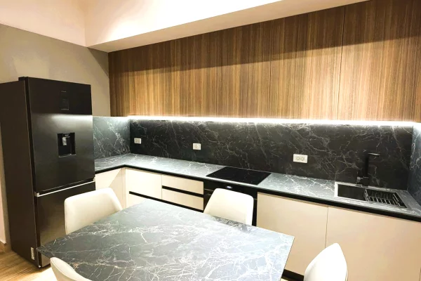 Shtepi me qera Apartament ne Tirane, 1+1, Mobilimi E mobiluar, Pagesa 984  Euro.