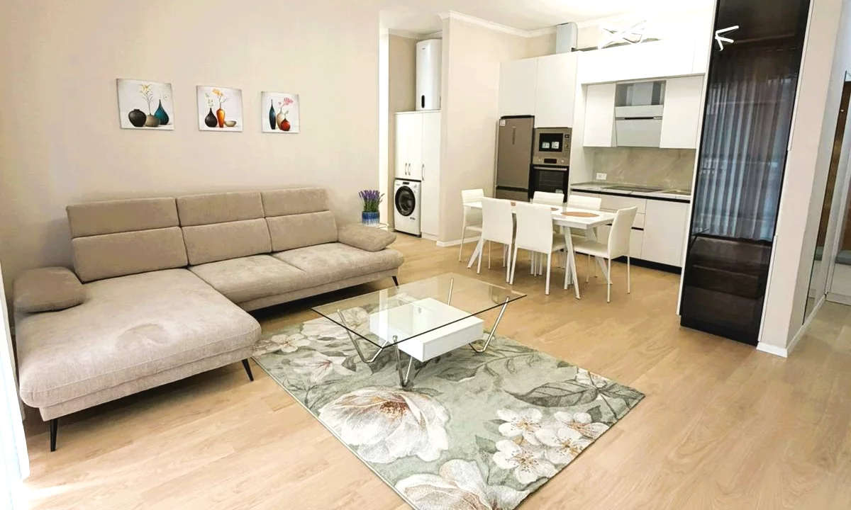 Shtepi me qera Apartament ne Tirane, 2+1, Mobilimi E mobiluar, Pagesa 1,347  Euro.
