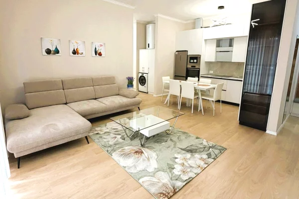 🌇Ofrohet apartament 2+1 me qira te Kompleksi Delijorgji🔥