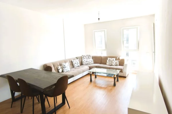 Shtepi ne shitje 2+1 ne Tirane - 130,000 Euro