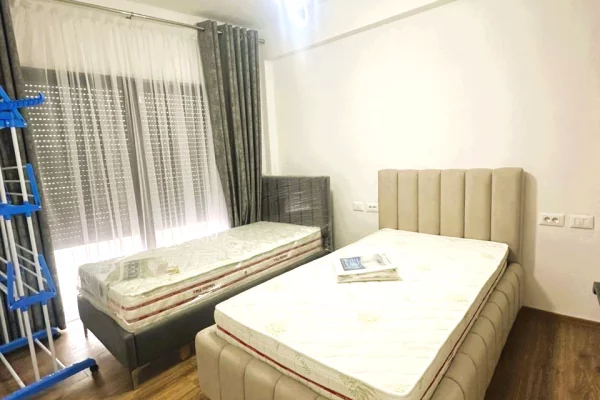Shtepi me qera Apartament ne Tirane, 2+1, Mobilimi E mobiluar, Pagesa 829  Euro.