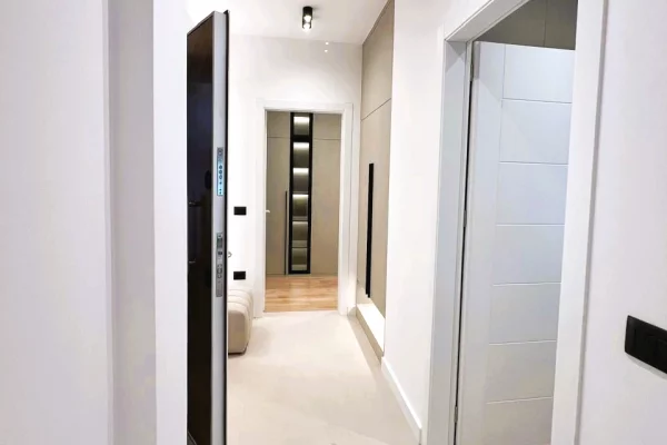 Shtepi me qera Apartament ne Tirane, 2+1, Mobilimi E mobiluar, Pagesa 1,000  Euro.
