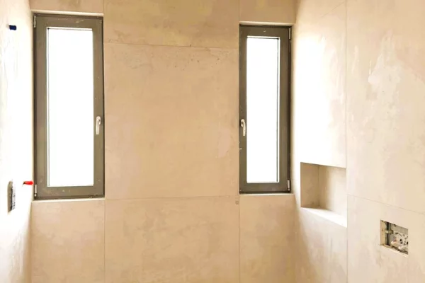 Shtepi ne shitje Apartament ne Tirane, 2+1, Mobilimi Bosh, pa mobiluar, Pagesa 411,400  Euro.