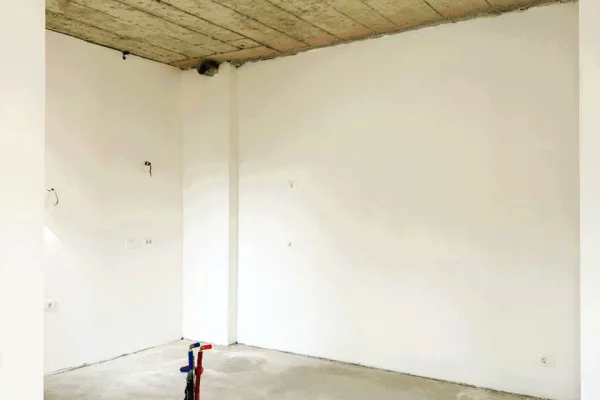 Shtepi ne shitje Apartament ne Tirane, 2+1, Mobilimi Bosh, pa mobiluar, Pagesa 411,400  Euro.