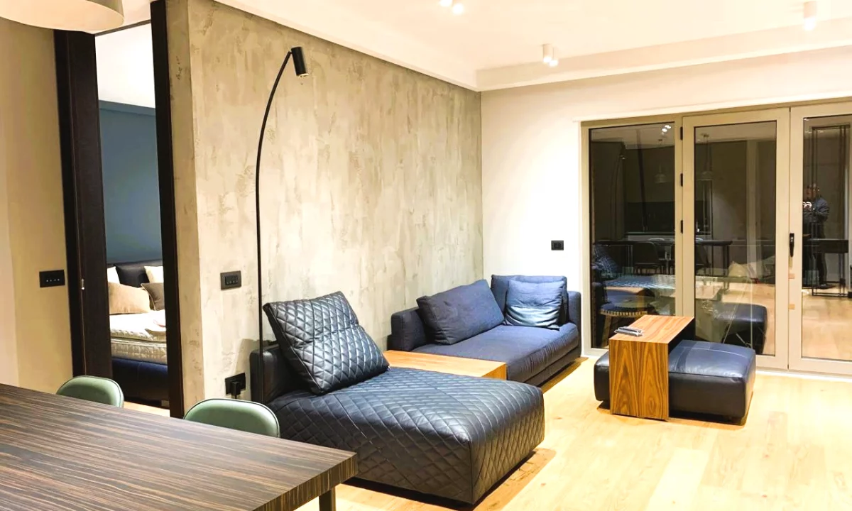 Shtepi me qera Apartament ne Tirane, 1+1, Mobilimi E mobiluar, Pagesa 1,200  Euro.