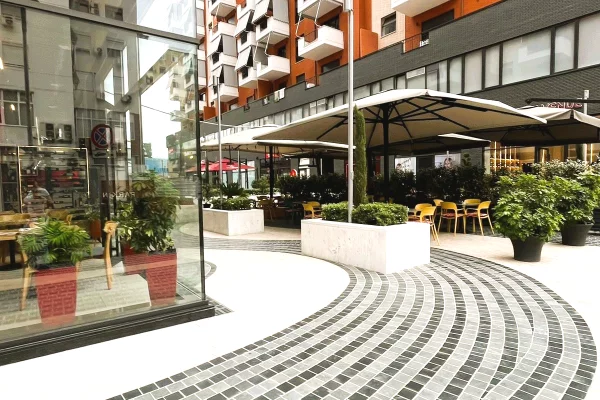 Shtepi ne shitje Apartament ne Tirane, 2+1, Mobilimi Bosh, pa mobiluar, Pagesa 411,000  Euro.