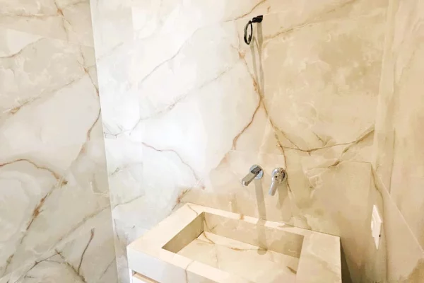 Shtepi me qera Apartament ne Tirane, 2+1, Mobilimi E mobiluar, Pagesa 1,500  Euro.