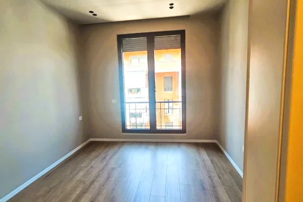 Shtepi me qera Apartament ne Tirane, 2+1, Mobilimi E mobiluar, Pagesa 1,500  Euro.