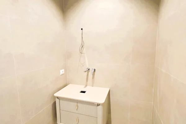 Shtepi me qera Apartament ne Tirane, 2+1, Mobilimi E mobiluar, Pagesa 1,500  Euro.
