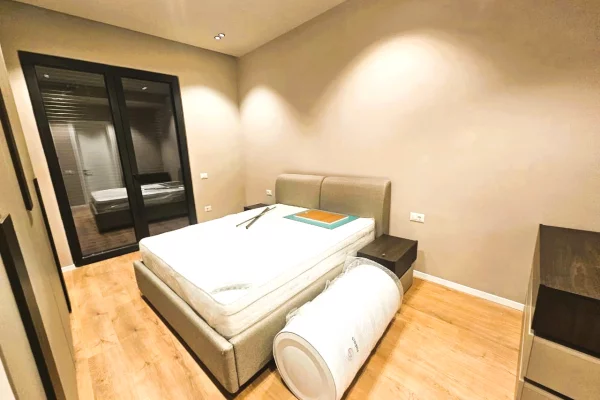 Shtepi me qera Apartament ne Tirane, 2+1, Mobilimi E mobiluar, Pagesa 1,500  Euro.
