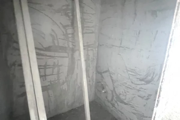 Shtepi ne shitje Apartament ne Tirane, 2+1, Mobilimi Bosh, pa mobiluar, Pagesa 162,270  Euro.