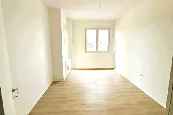 Shtepi ne shitje 3+1 ne Tirane - 196,000 Euro