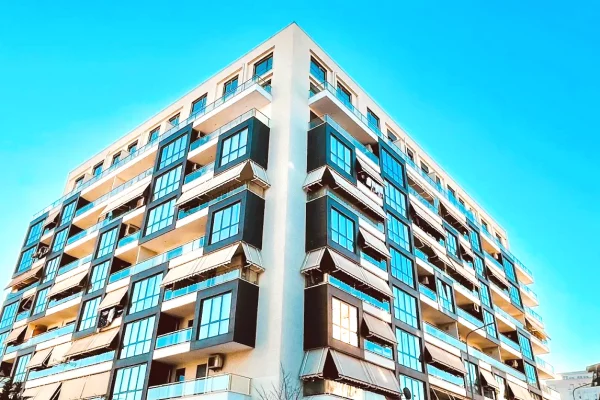 Shtepi ne shitje Apartament ne Tirane, 1+1, Mobilimi Bosh, pa mobiluar, Pagesa 130,000  Euro.