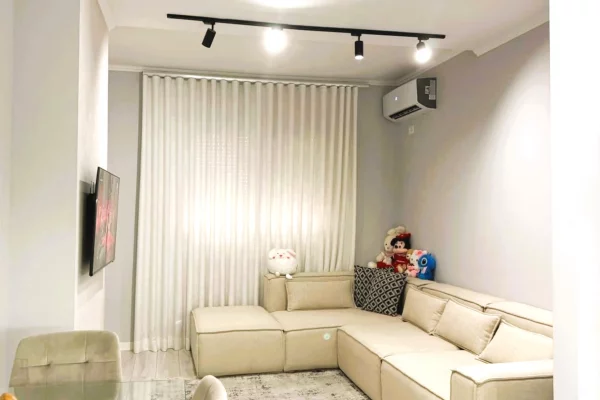 Shtepi ne shitje 1+1 ne Tirane - 185,000 Euro