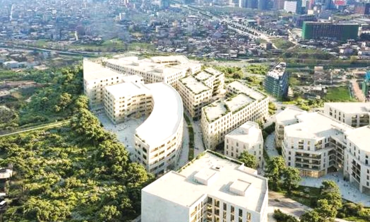 Shtepi ne shitje Apartament ne Tirane, 2+1, Mobilimi Bosh, pa mobiluar, Pagesa 78,390  Euro.