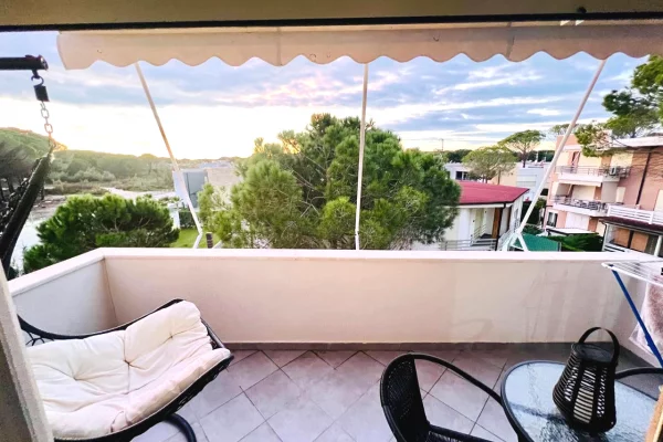 Shtepi ne shitje Apartament ne Durres, 2+1, Mobilimi E mobiluar, Pagesa 200,000  Euro.