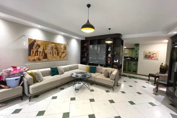 Shtepi me qera Apartament ne Tirane, 3+1, Mobilimi E mobiluar, Pagesa 1,550  Euro.
