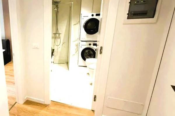 Shtepi ne shitje Apartament ne Tirane, 1+1, Mobilimi E mobiluar, Pagesa 345,000  Euro.