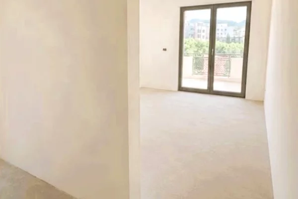 🏢JEPET ME QIRA AMBIENT PREMIUM – KOMPLEKSI DELIJORGJI📍