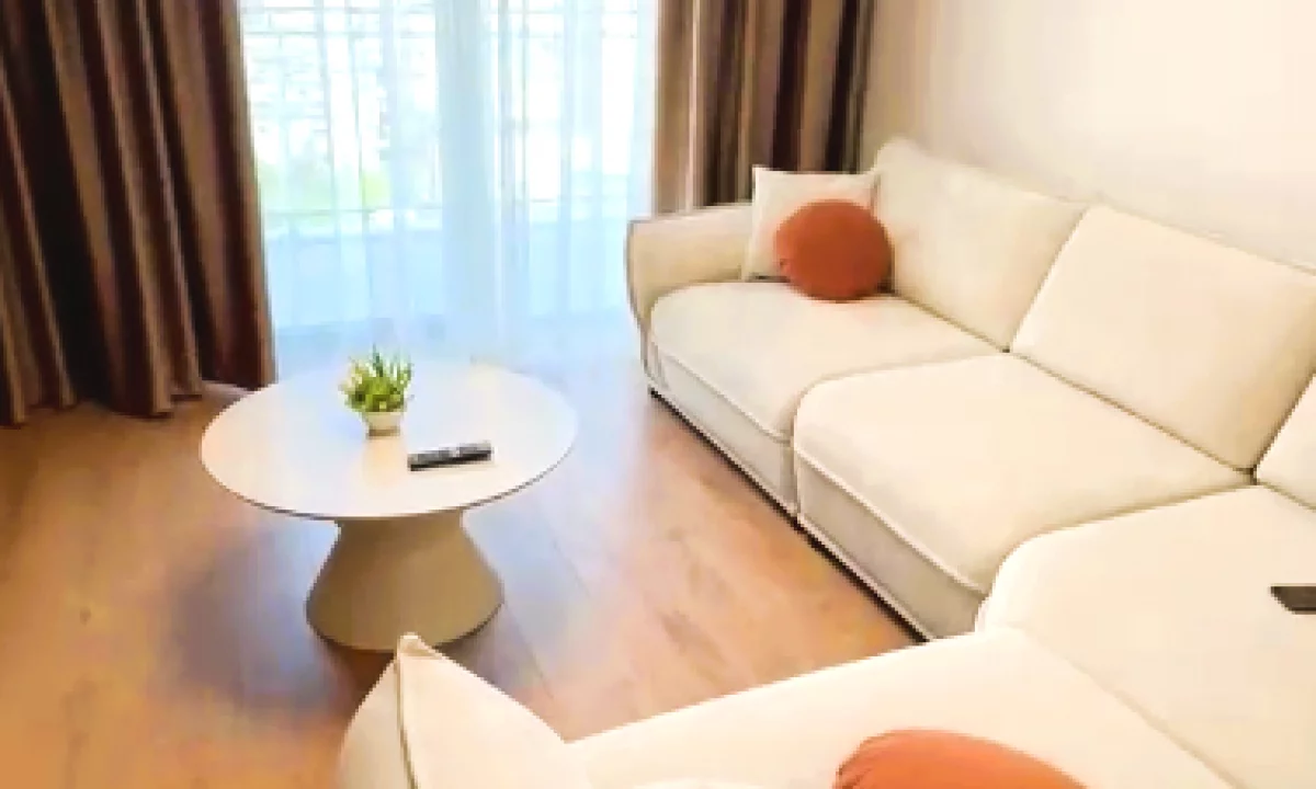Shtepi me qera Apartament ne Tirane, 2+1, Mobilimi E mobiluar, Pagesa 1,150  Euro.