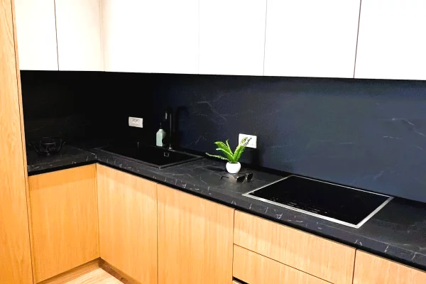 Shtepi me qera Apartament ne Tirane, 2+1, Mobilimi E mobiluar, Pagesa 1,150  Euro.
