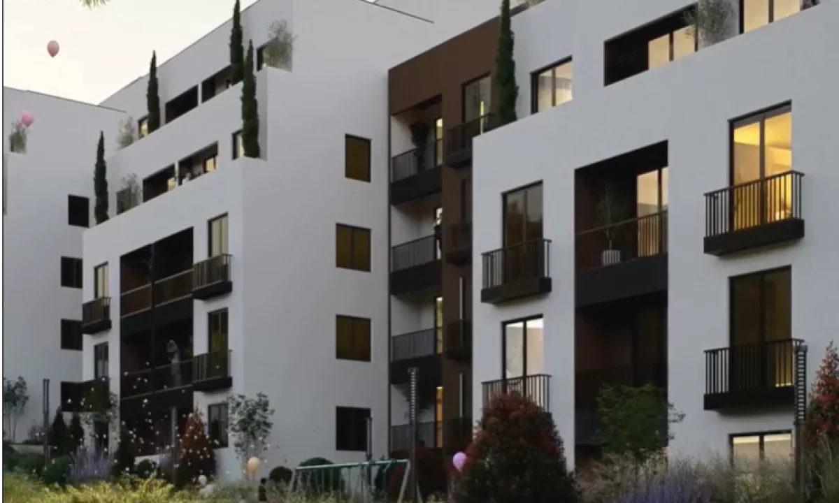 Shtepi ne shitje Apartament ne Tirane, 2+1, Mobilimi Bosh, pa mobiluar, Pagesa 119,000  Euro.