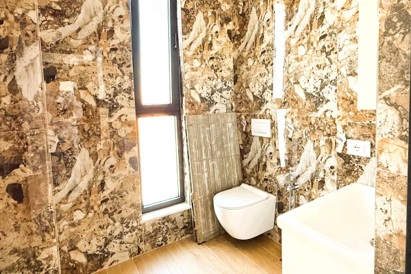 Shtepi ne shitje Apartament ne Tirane, 2+1, Mobilimi Bosh, pa mobiluar, Pagesa 250,000  Euro.